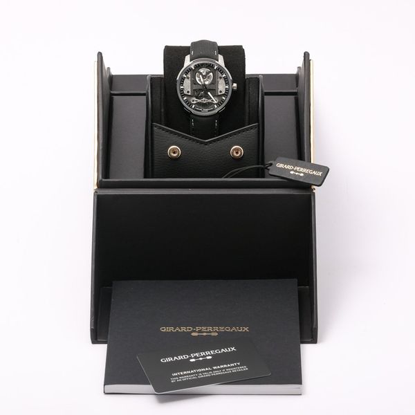 Girard Perregaux Bridges 82000-11-3259-5CX